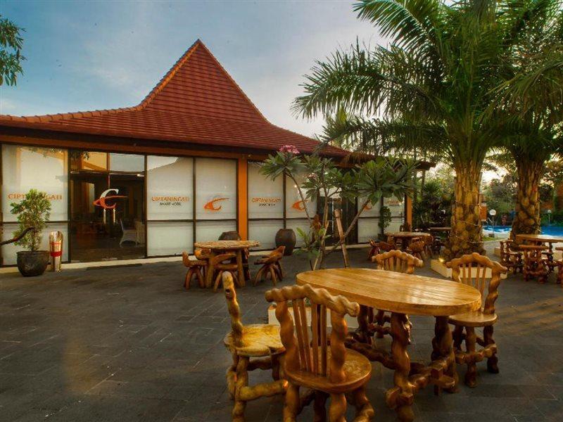 Ciptaningati Hotel Batu  Εξωτερικό φωτογραφία