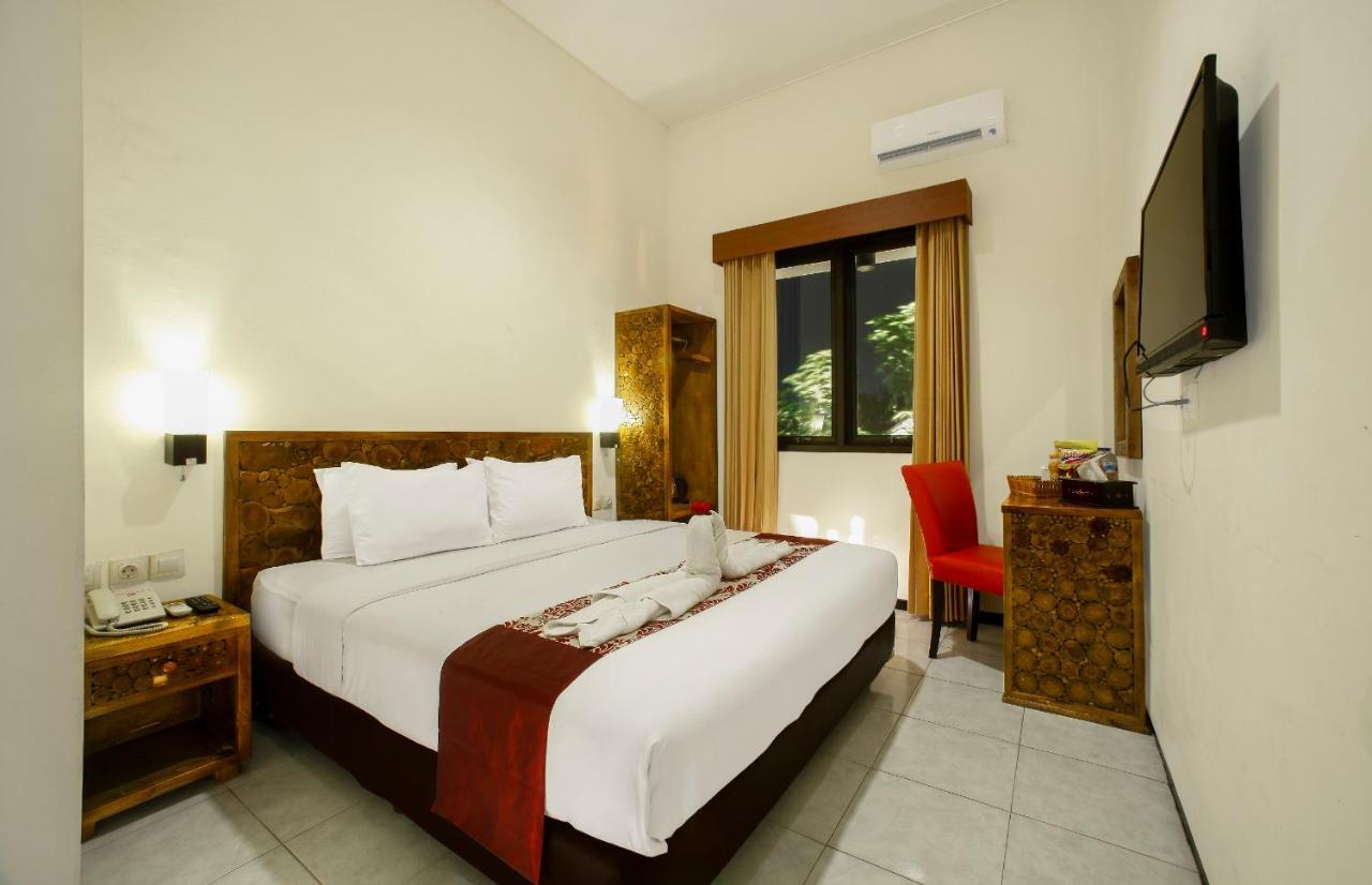 Ciptaningati Hotel Batu  Εξωτερικό φωτογραφία